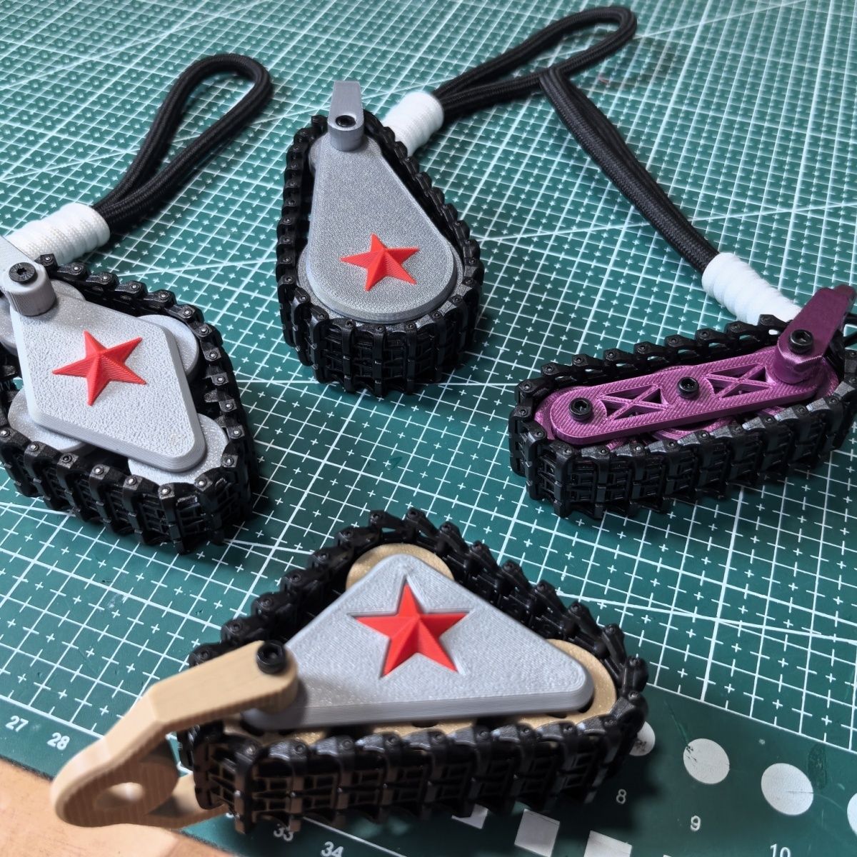 4 Styles！EDC Rotatable Track M - Edc Car Carry のレビューと価格