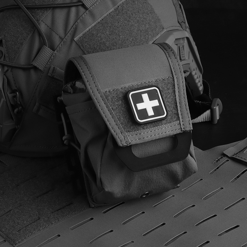 Compact First Aid Organizer |  - Edc Carry Essentials のレビューと価格
